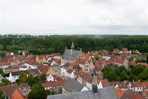 An Epic Day Trip To Damme: The Cutest Town In Flanders